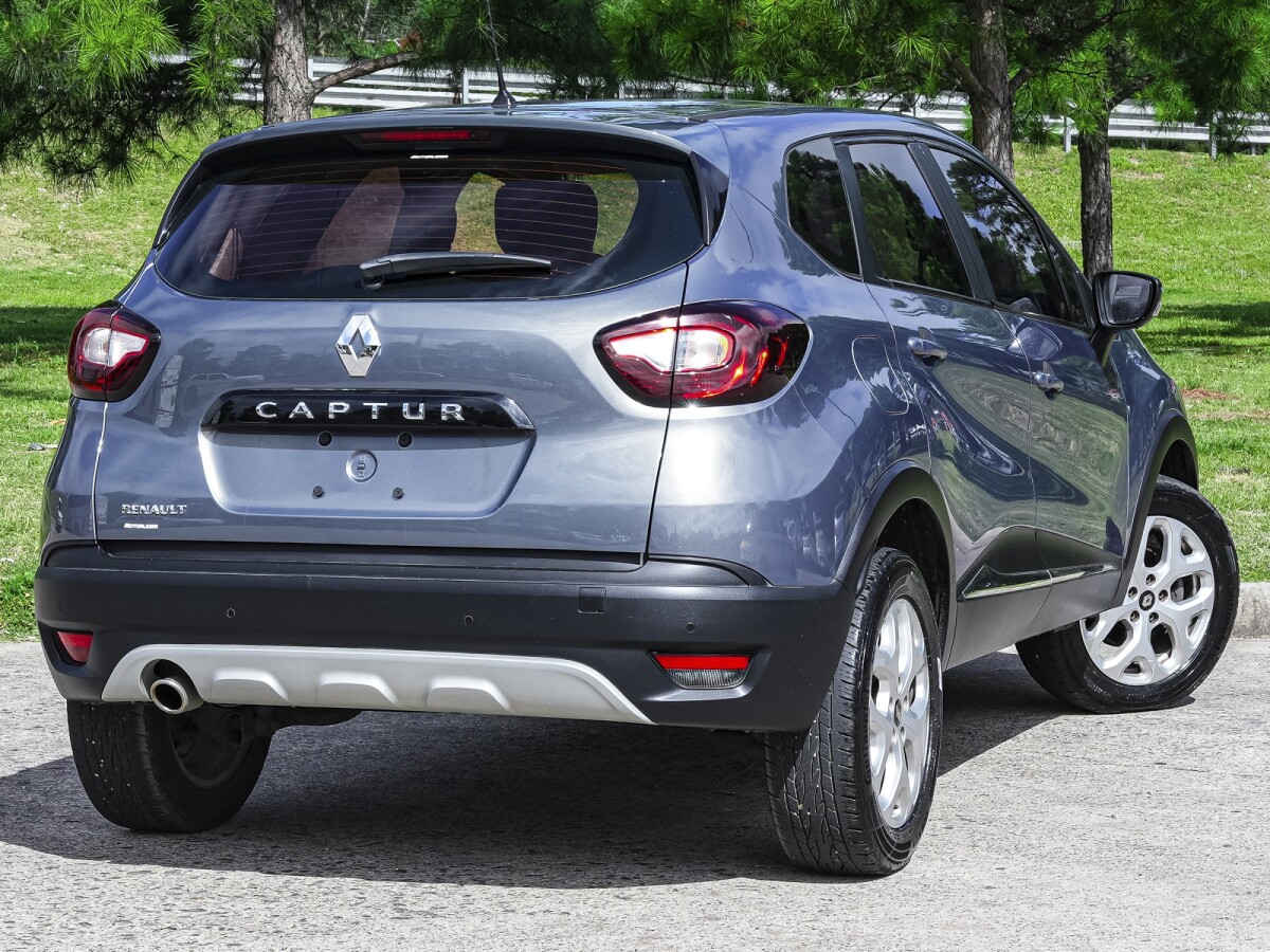 Renault Grand Captur Zen 2.0 MT| Permuta / Financia Renault Grand Captur Zen 2.0 MT| Permuta / Financia