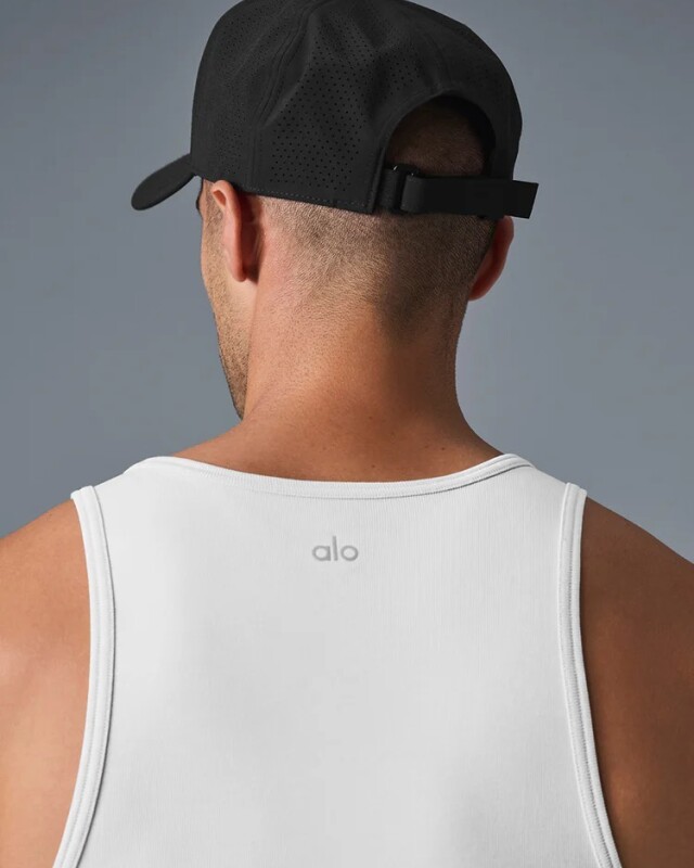 Gorra Alo Trucker Performance District - Black Gorra Alo Trucker Performance District - Black