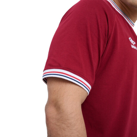 Remera Core Nacional Umbro 00W