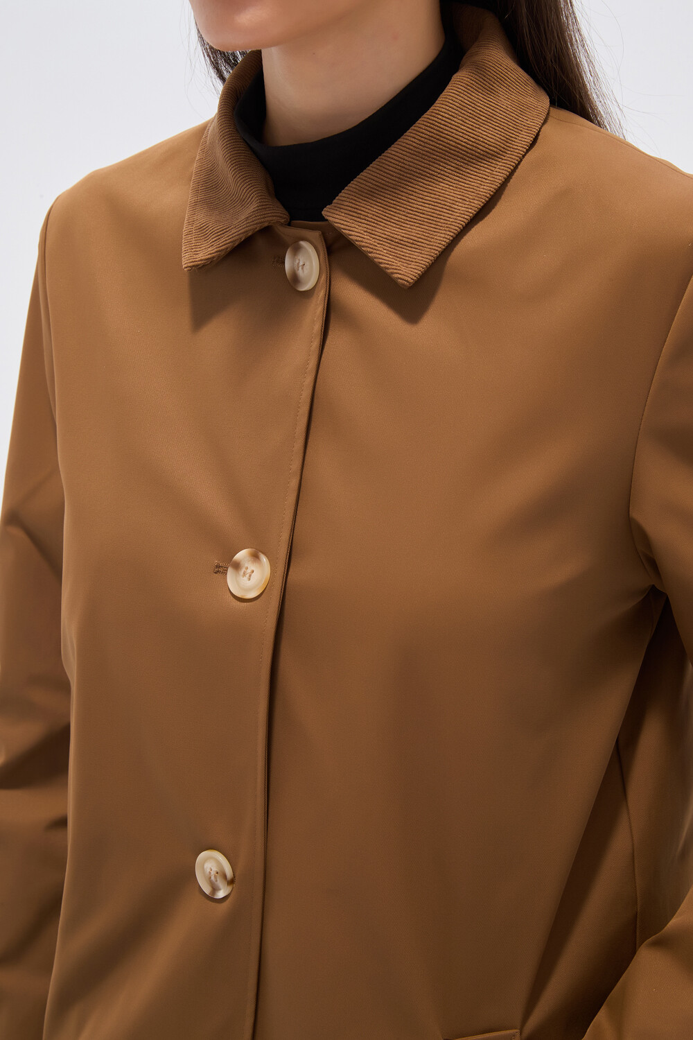 Trinchera Rebo Camel