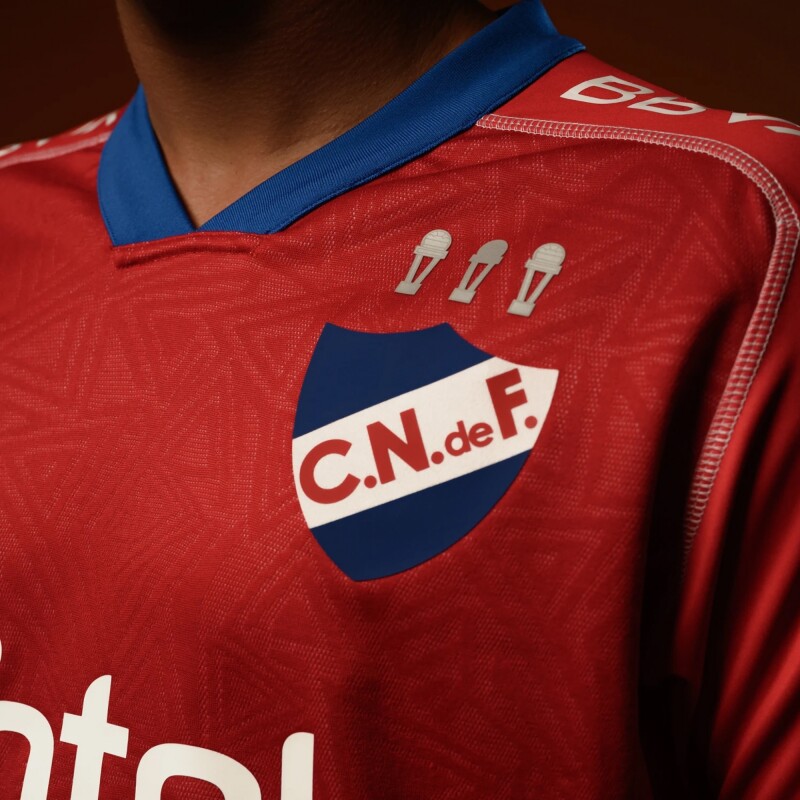 CAMISETA NACIONAL OFICIAL AWAY 1 REVERSIBLE JR ROJO/BCO