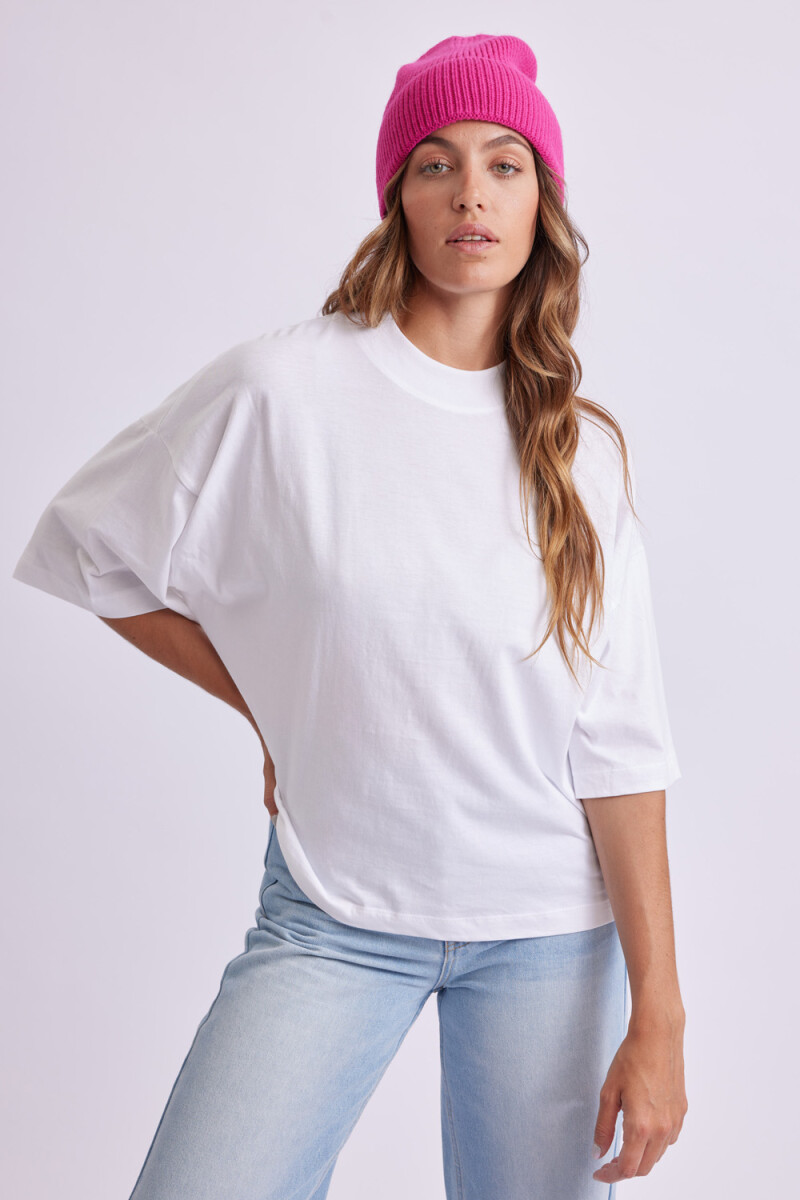 Remera 3/4 Cuello Alto - Blanca 