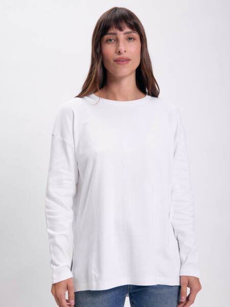 Remera básica Crudo