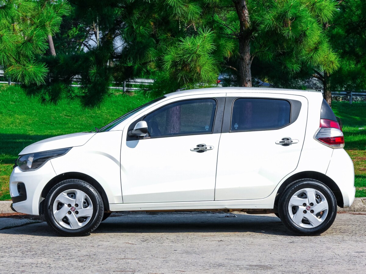Fiat Mobi Easy 1.0 Extra Full 2019 | Permuta / Financia Fiat Mobi Easy 1.0 Extra Full 2019 | Permuta / Financia