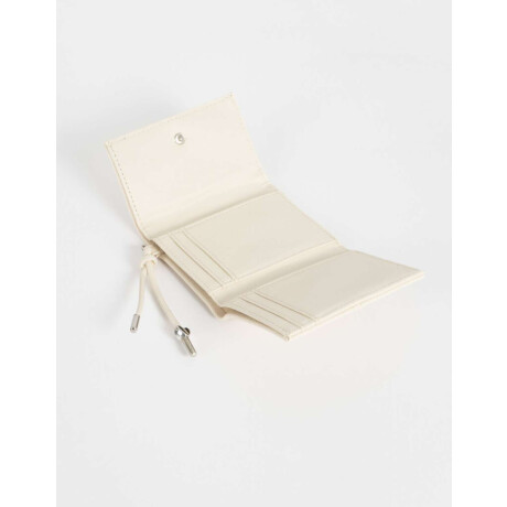 Billetera Cuerina Solapa Blanco Crudo