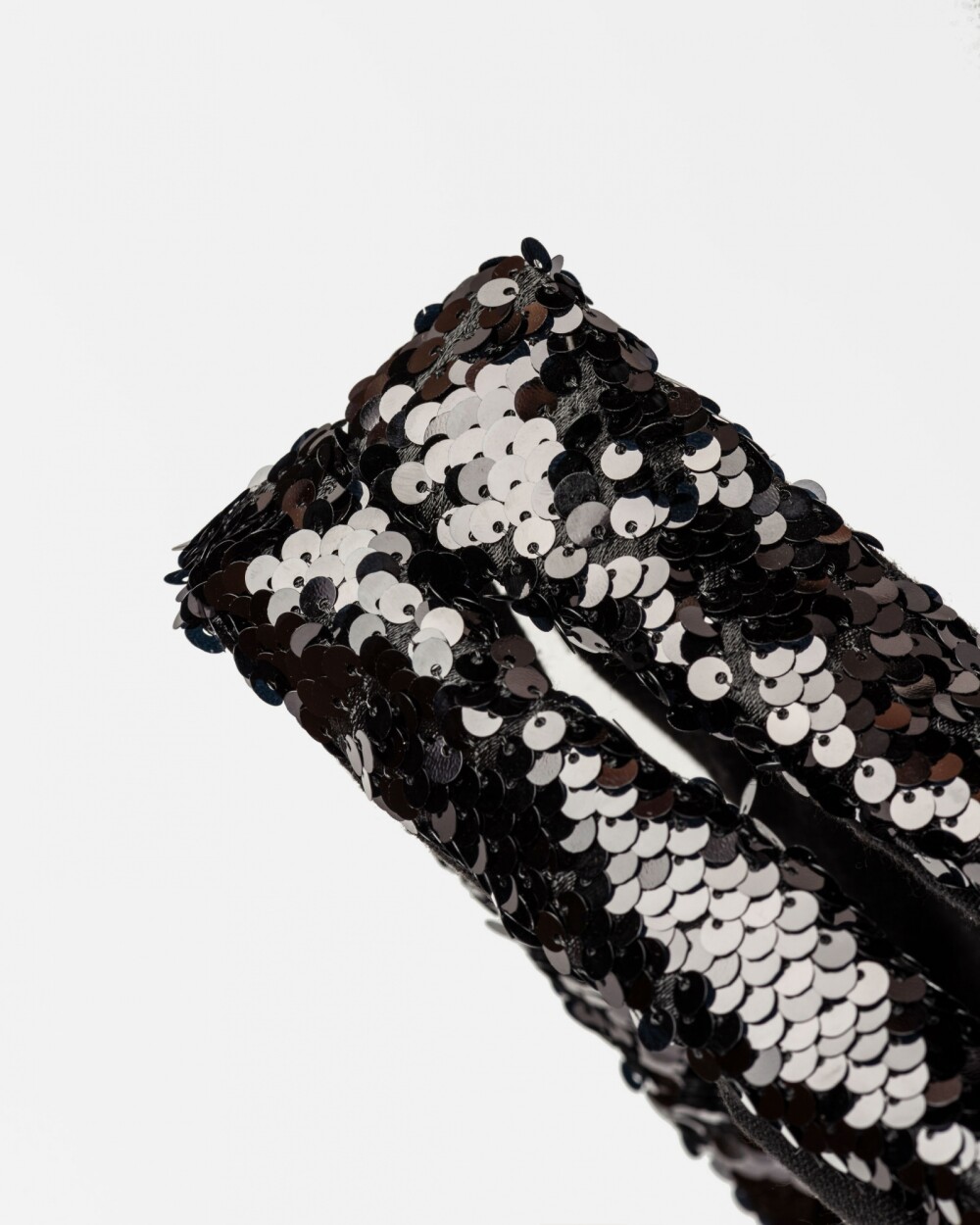 Cartera al hombro Poolside en paillette metalizado Negro