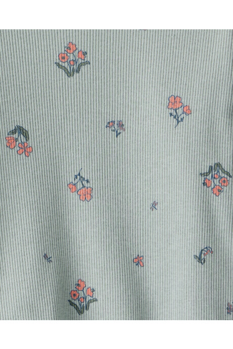 Set dos piezas de algodón, pantalón y remera, diseño floral Set dos piezas de algodón, pantalón y remera, diseño floral