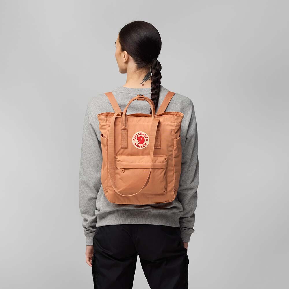 Mochila Fjallraven Kanken Totepack Unisex Black