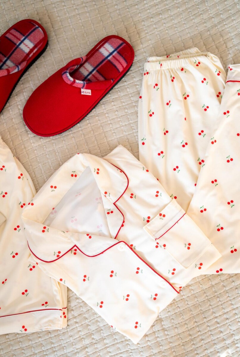 Pijama 3 piezas cerezas 