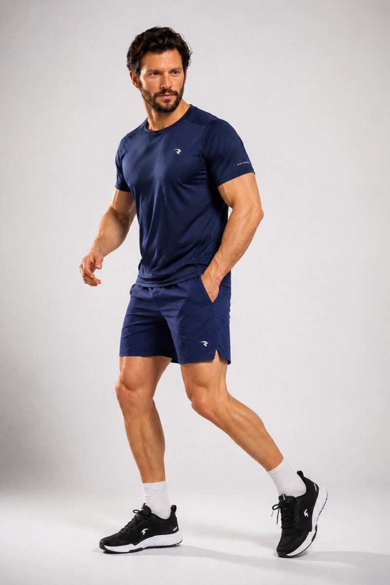 Remera deportiva con Serigrafía. Azul Marino