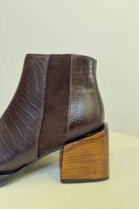 BOTAS NEW BERNA CHOCOLATE