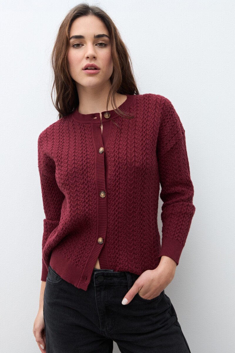 Cardigan con estructuras bordo