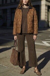 Campera Capitoneada Flores Chocolate