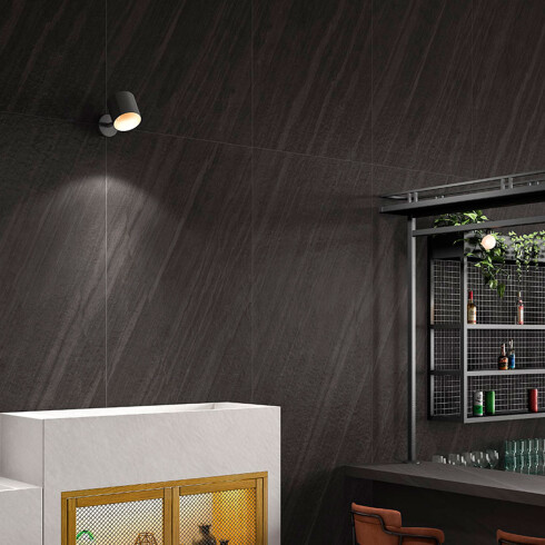 Porcelanato Rustico 80X2.40X1.5 Color Negro Con Vetas Tenues Grises GAMAS DE NEGRO