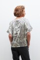 Blusa con volados estampa paisley crudo