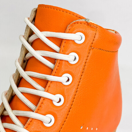 OUTLET - Patín Artístico Bota Naranja Ruedas Silicona Freno Goma OUTLET - Patín Artístico Bota Naranja Ruedas Silicona Freno Goma