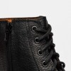 Borcego Harvey En Cuero Graneado Negro