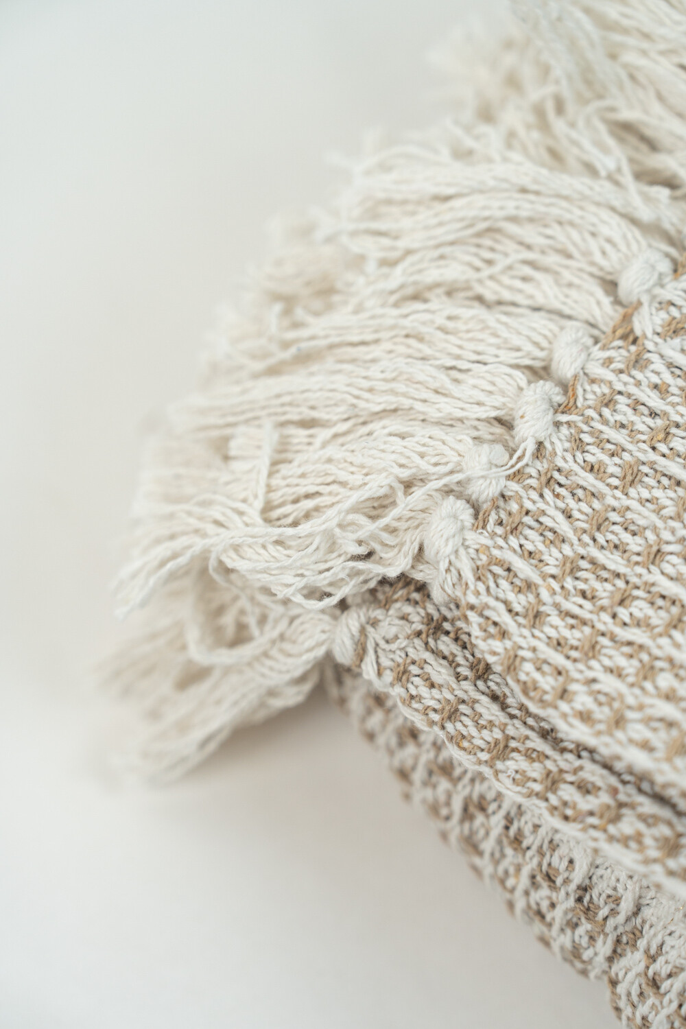 Manta Lineas Beige Oscuro