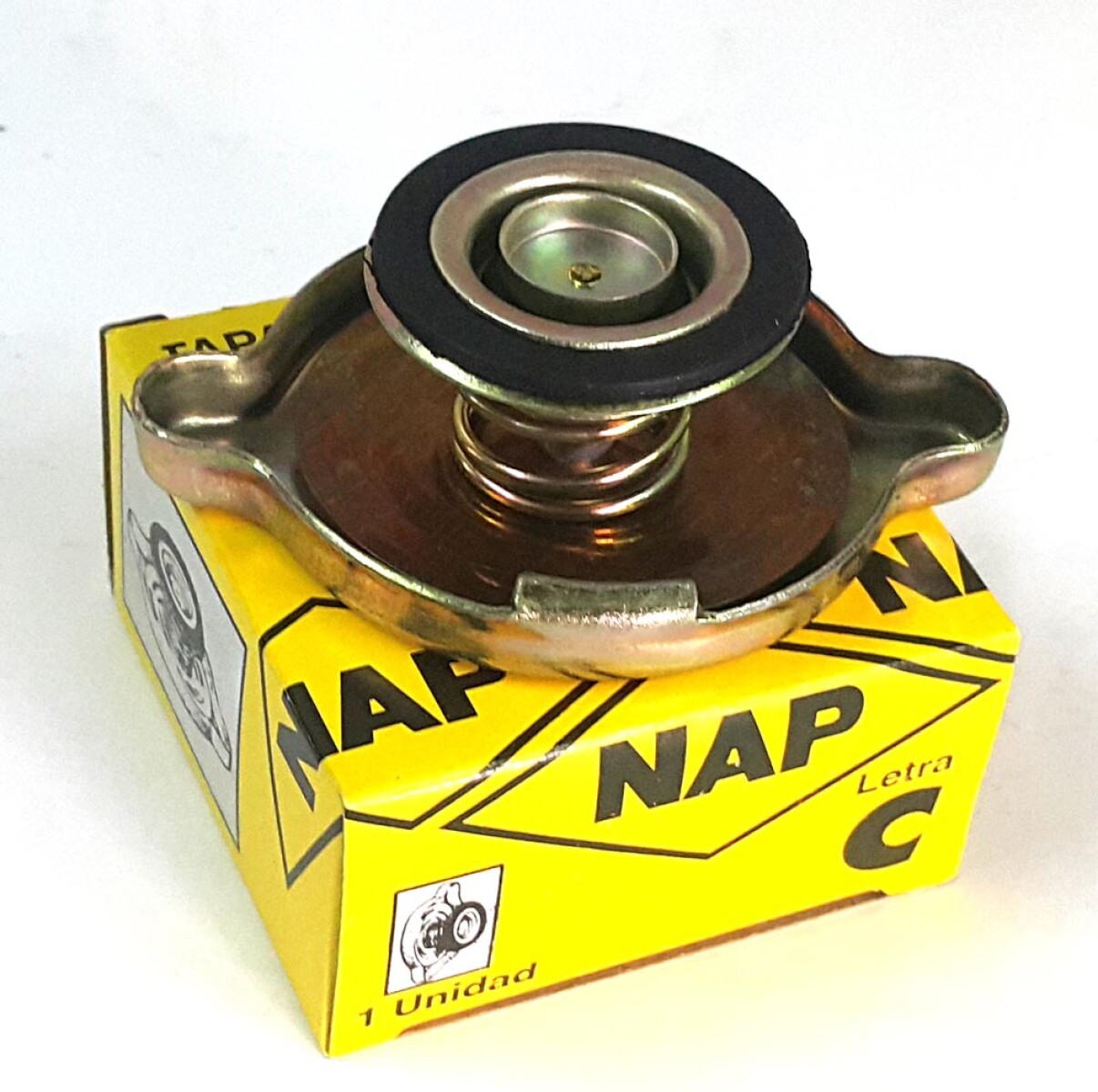 TAPON RADIADOR - BOCA A 7 LIB 0.53KGS. OREJA 16MM BEDFORD NAP 