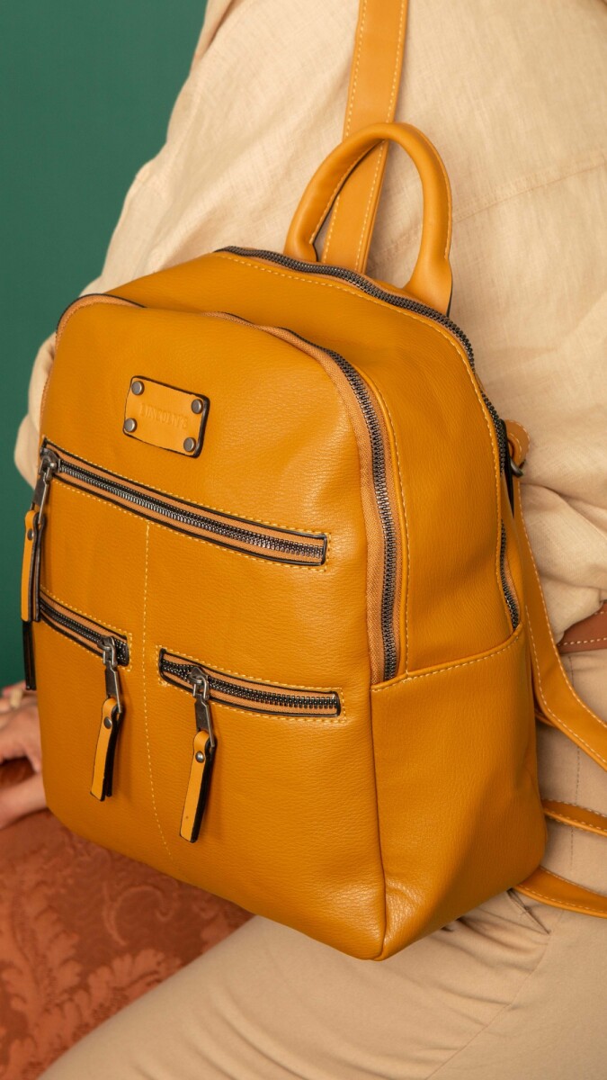 MOCHILA MEMPHIS - CURCUMA 