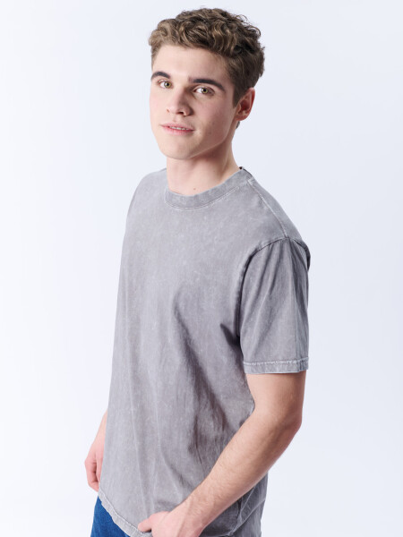 Remera Lavada Gris Oscuro