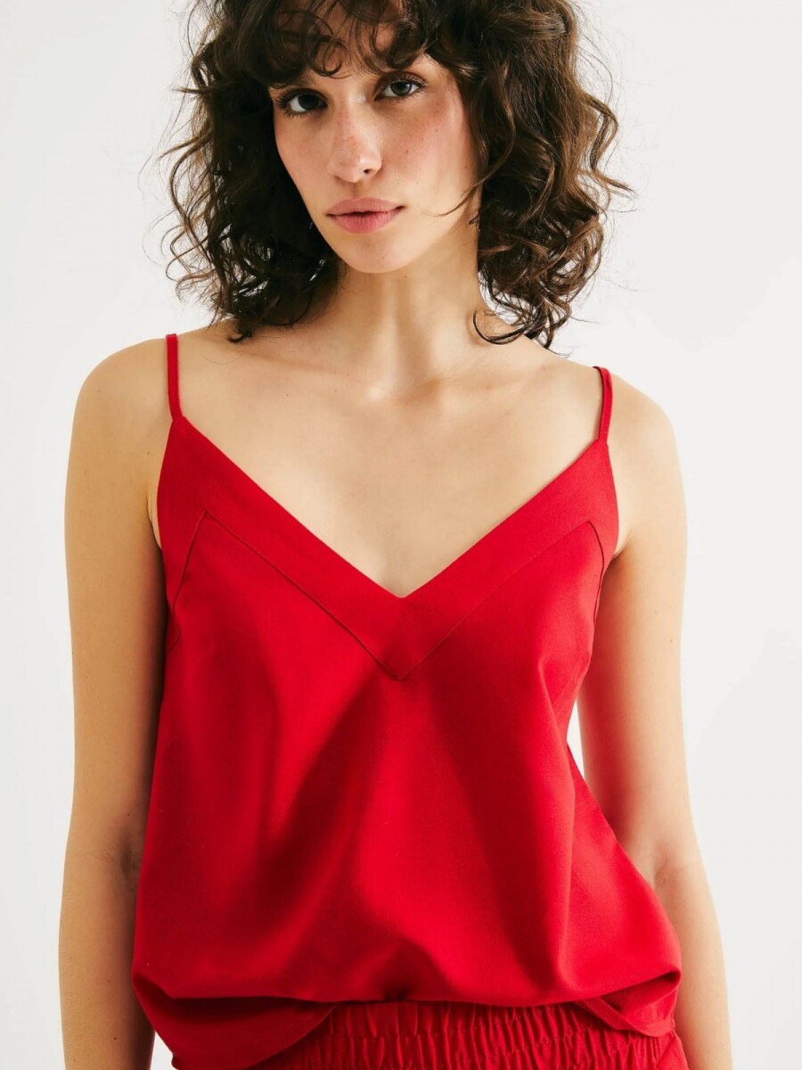 BLUSA CON DESCOTE - ROJO 