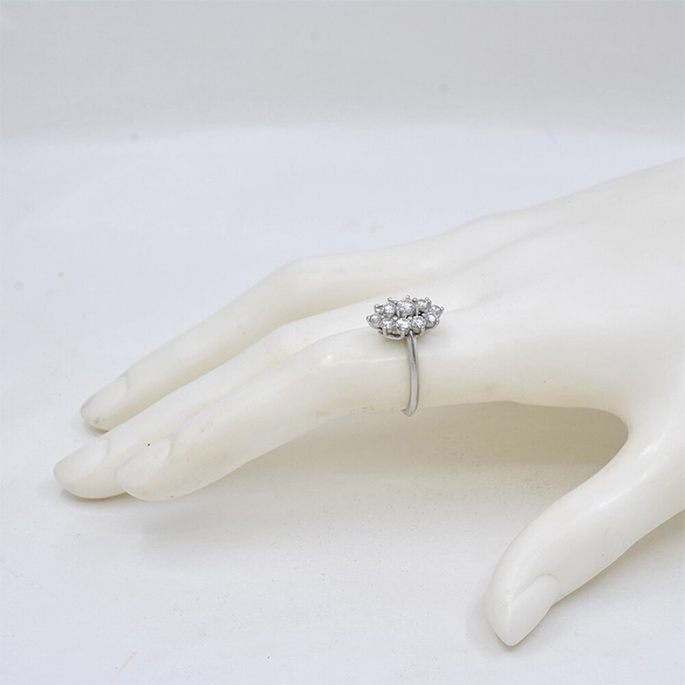 Anillo Platino Y Brillantes. Anillo Platino Y Brillantes.