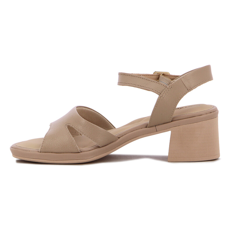 Sandalias Mujer Comfortflex Taco Bajo Cuadrado Moca