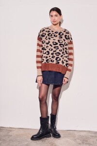 Sweater Animal Print Mangas Rayadas Multi