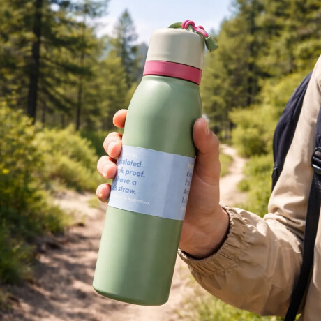 Botella térmica con elástico de agarre 700ml Verde