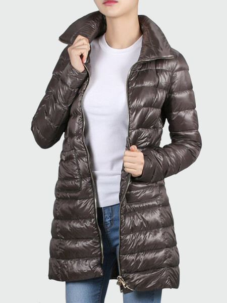 Herno - Campera larga con bolsillos confeccionada en nylon ultraligth. María Gris