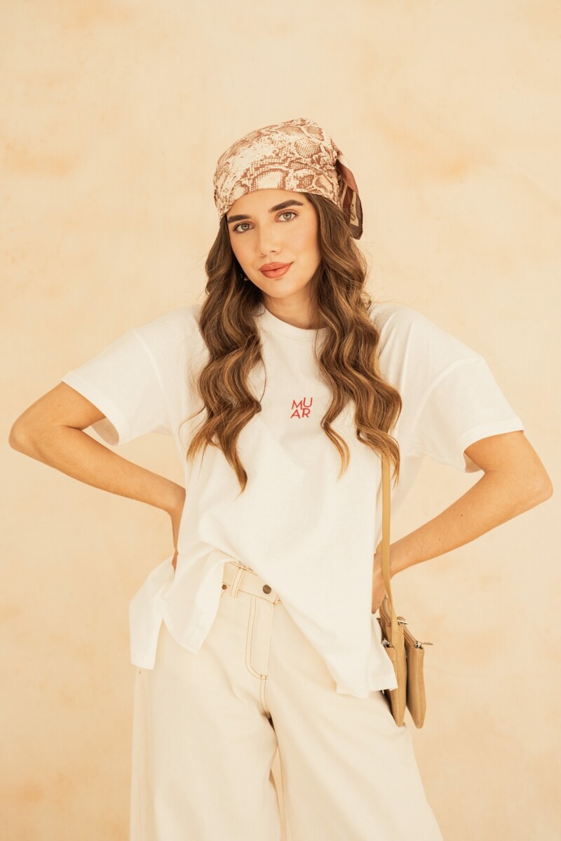 REMERA OVER VEGA WHITE REMERA OVER VEGA WHITE