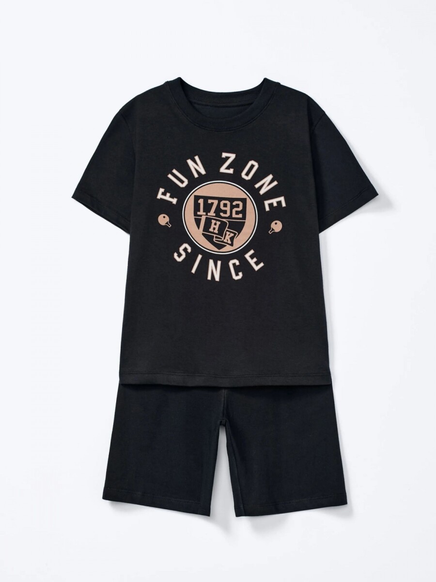 CONJUNTO INFANTIL CON ESTAMPADO - NEGRO 