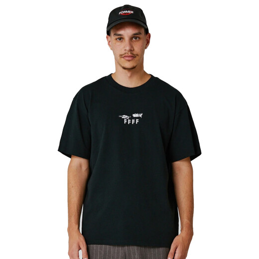 Remera Former Flourish Crux Negro Remera Former Flourish Crux Negro