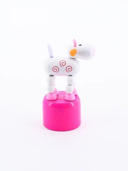 UNICORNIO DE MADERA ROSADO
