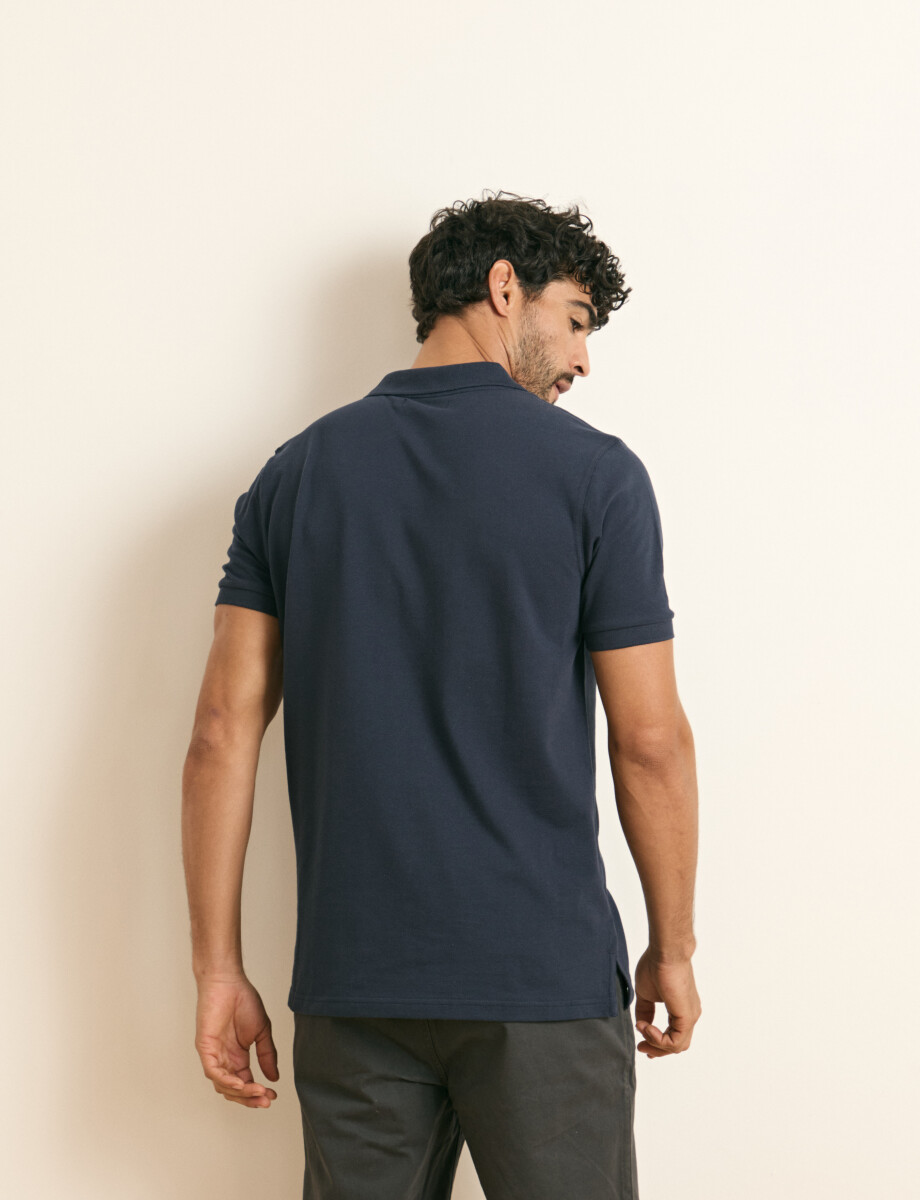 520752 REMERA HARRINGTON LABEL Azul Oscuro