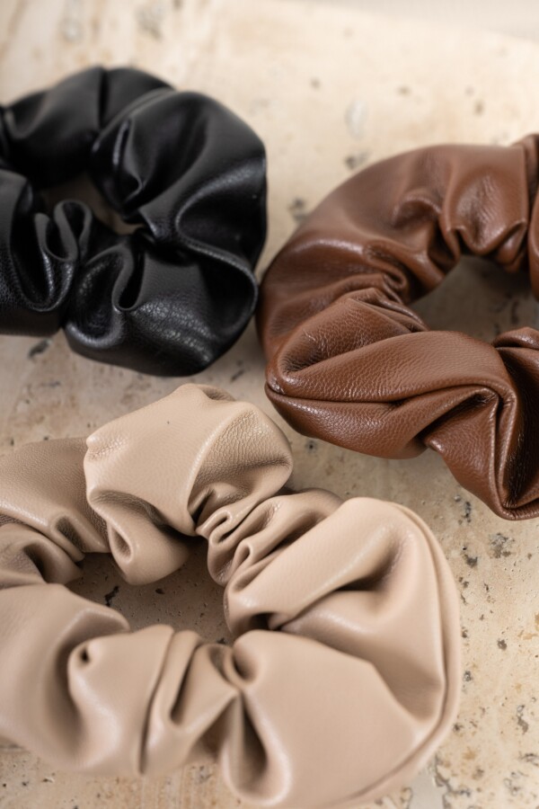 Scrunchie Cuero Vegano Whisky