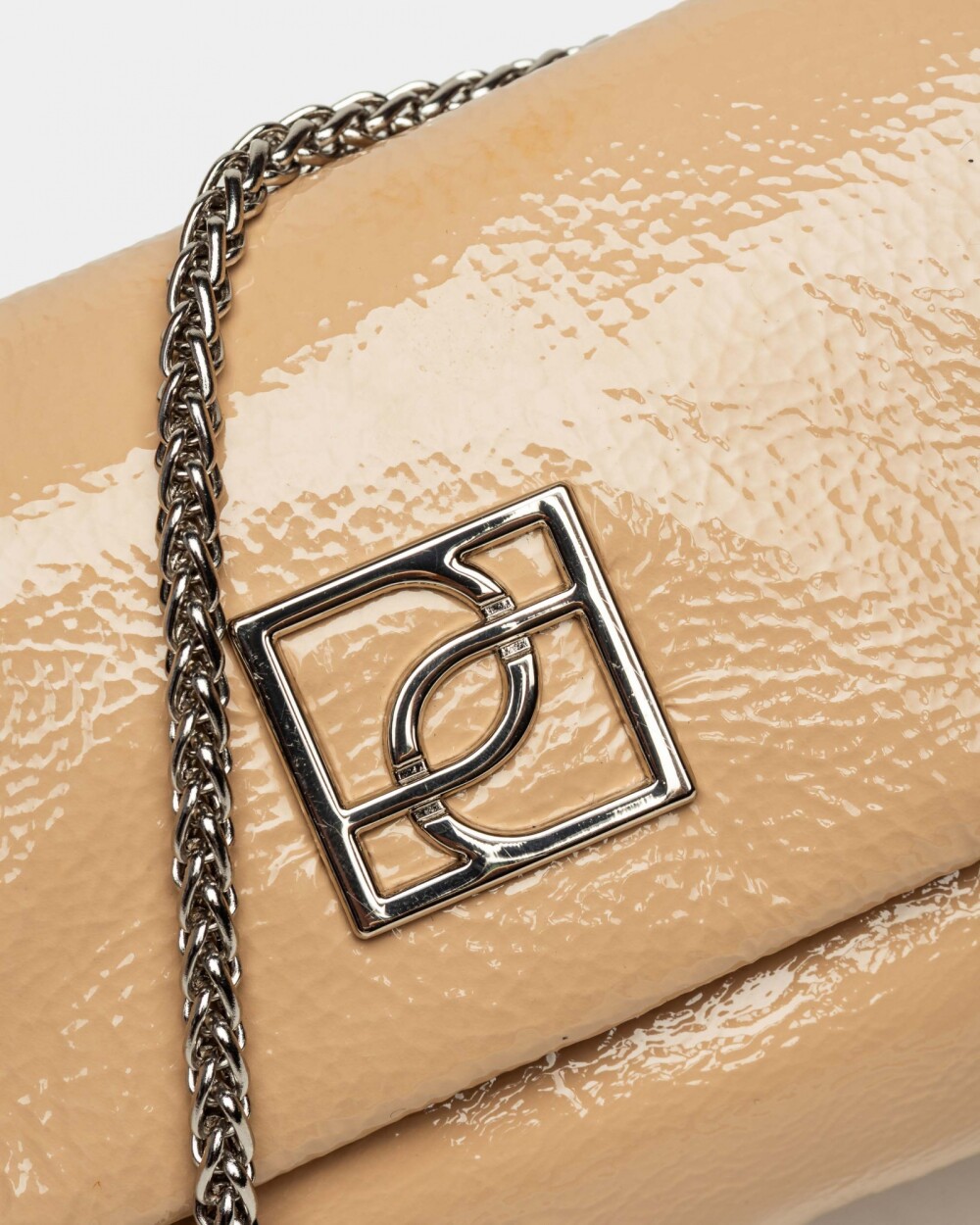 Mini bag Bloom en cuero charol arrugado Camel Niquel