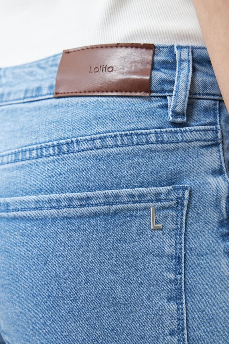Jean bootcut Katy con detalle trenzado jean medio