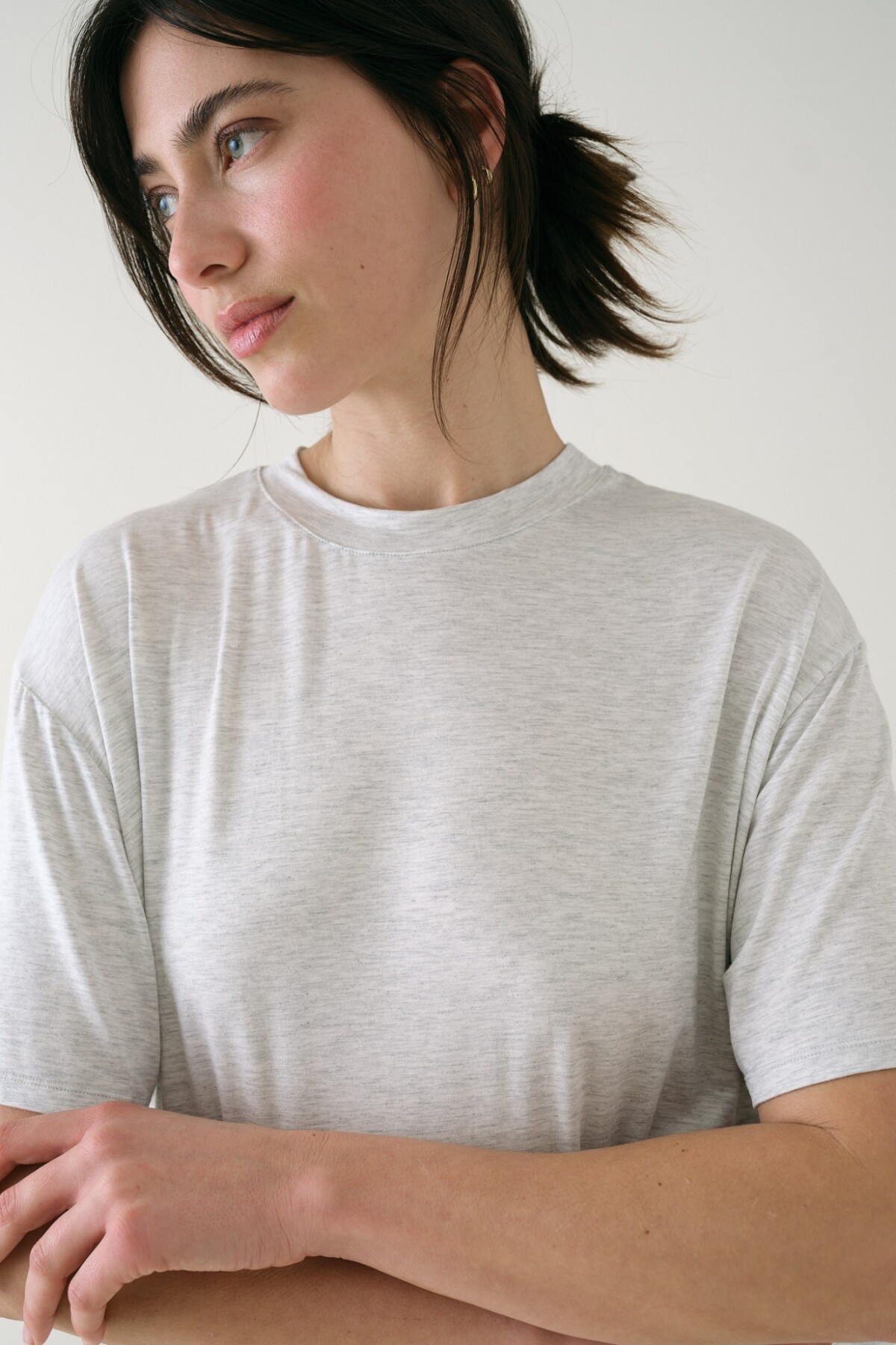 Remera Oversize Viscosa Gris Melange