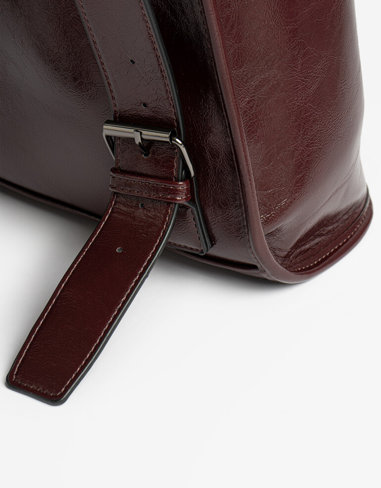 Mochilas Urbanas Mochila Con Solapa Burgundy - Rojo Cereza