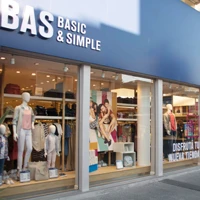 518 Bas- Ferreira Aldunate 686 Esquina Colón- Mercedes