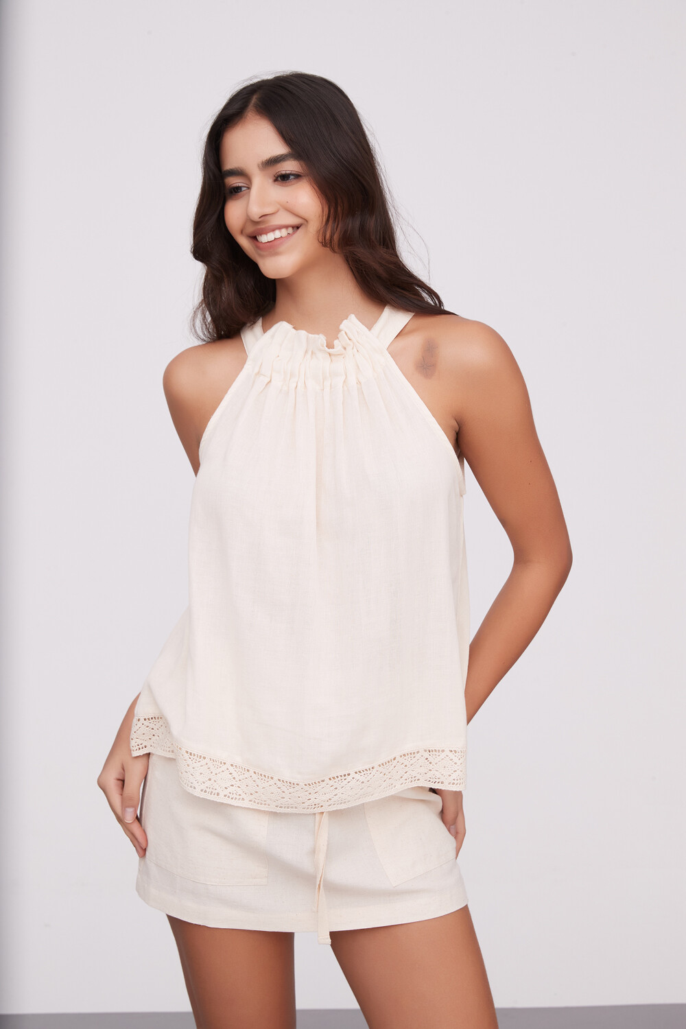 Blusa Devliana Beige Claro