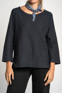 Sweater Negro