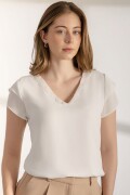 Blusa con mangas. Blusa con mangas.
