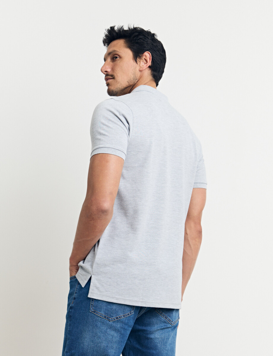 520752 REMERA HARRINGTON LABEL Gris Melange