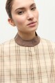 Chaqueta bomber escocesa beige