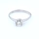 Anillo solitario en oro 18k blanco y brillante. Anillo solitario en oro 18k blanco y brillante.