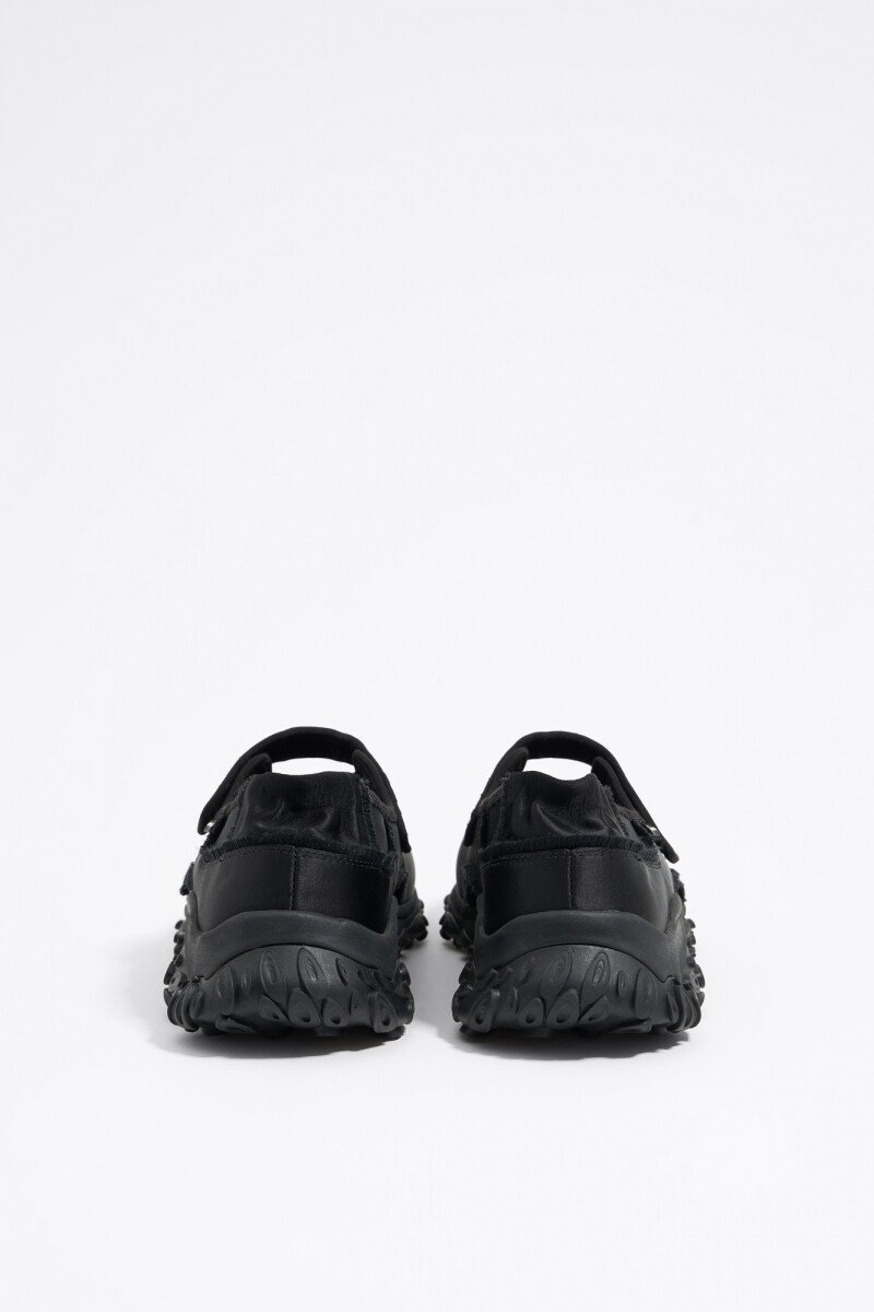 BAILARINA RUNNER MARY JANE PUL Negro