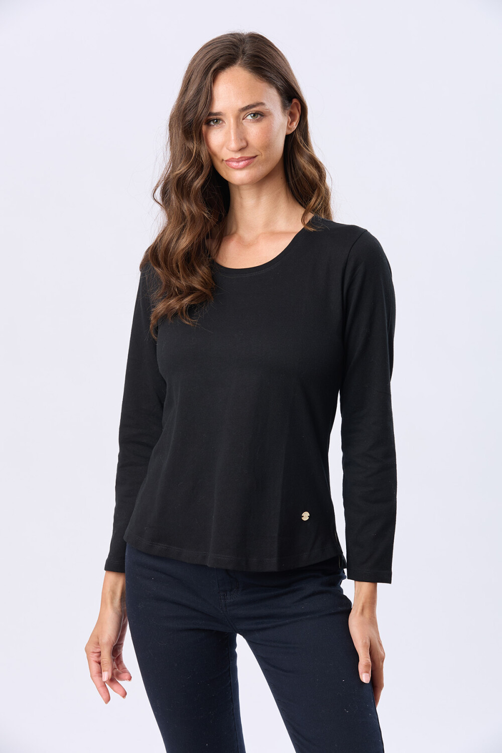 REMERA BÁSICA DE ALGODÓN Negro